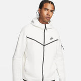 CONJUNTO NIKE TECH FLEECE BRANCO - Vilas Store