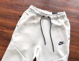 CONJUNTO NIKE TECH FLEECE BRANCO - Vilas Store