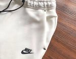 CONJUNTO NIKE TECH FLEECE BRANCO - Vilas Store