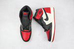 Tênis Nike Air Jordan 1 Retro High Bred Toe - Vilas Store