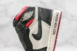 Tênis Nike Air Jordan 1 Retro High "Not For Resale" Varsity Red - Vilas Store