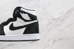 Tênis Nike Air Jordan 1 Retro High Twist - Vilas Store