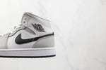 Tênis Nike Air Jordan 1 Mid Light Smoke Grey - Vilas Store