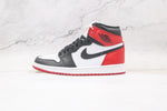 Tênis Nike Air Jordan 1 Retro High Black Toe - Vilas Store