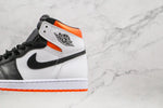 Tênis Nike Air Jordan 1 Retro High Electro Orange - Vilas Store