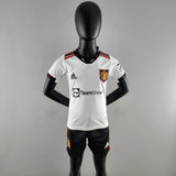 Kit Infantil Manchester United II 22/23 Adidas - Branco - Vilas Store