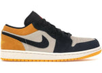 Tênis Nike Air Jordan 1 Low University Gold Black - Vilas Store