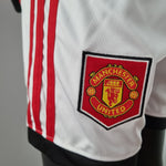 Kit Infantil Manchester United 22/23 Adidas - Vermelho - Vilas Store