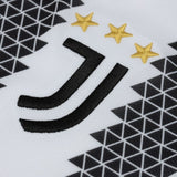 Camisa Juventus I 22/23 Adidas - Branco e Preto - Vilas Store