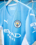 Camisa Manchester City I 21/22 Puma - Azul - Vilas Store