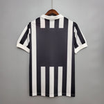 Camisa Juventus Retrô 1984/1985 Preta e Branca - Kappa - Vilas Store