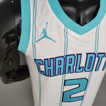 Regata Charlotte Hornets Masculina - Branca - Vilas Store